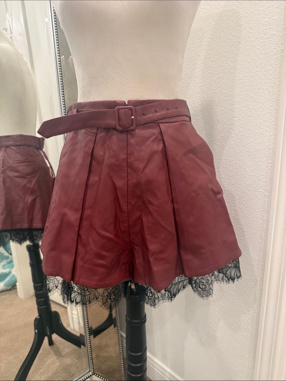 Self-Portrait Burgundy Faux Leather Pleated Skort with Black Lace Trim NWT